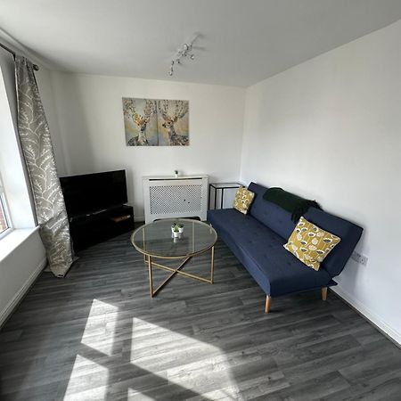 Suites By Rehoboth - Abbey Wood Station - London Zone 4 Kültér fotó